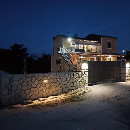 Villeta Nikol Lixouri Exterior photo