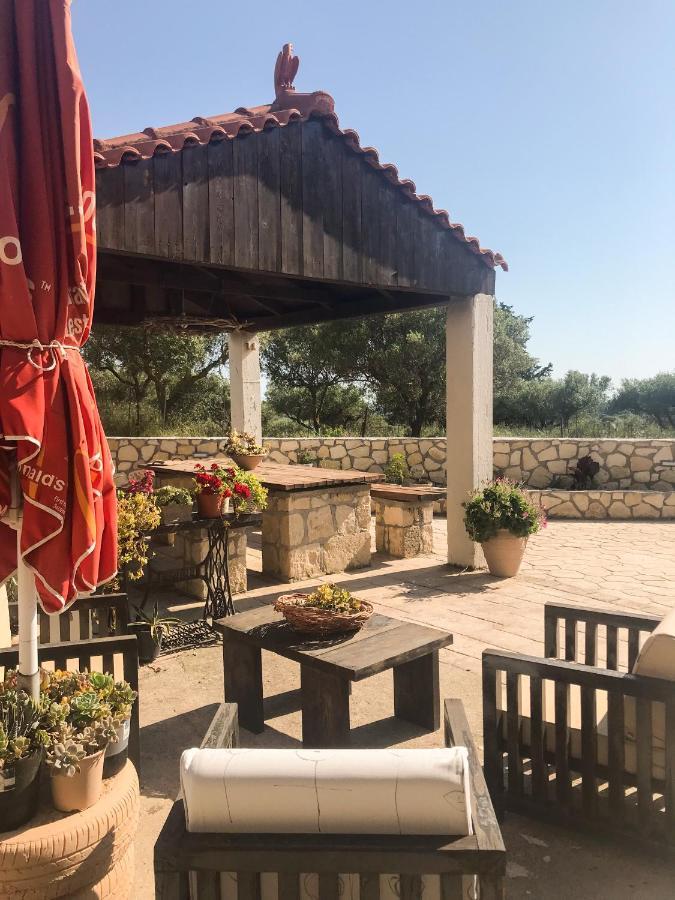 Villeta Nikol Lixouri Exterior photo